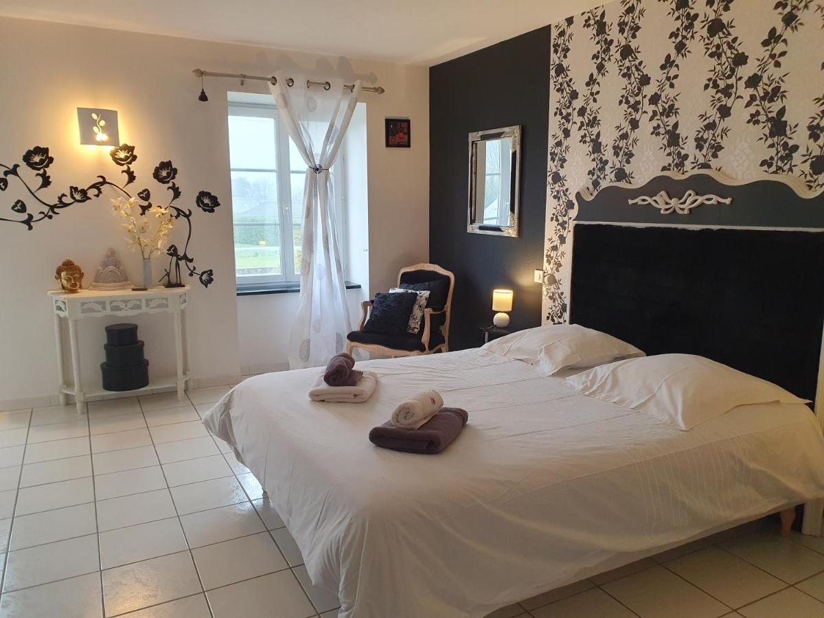 Chambres Du Logis De La Mare Du Parc Surtainville Eksteriør billede